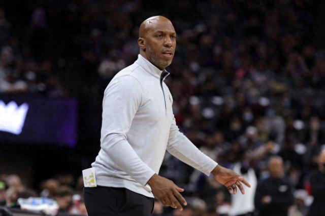 意甲-维阿传射麦肯尼破门 尤文图斯2-2帕尔马